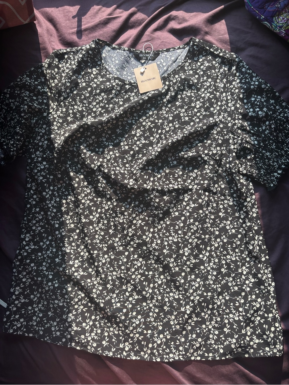 Black Floral Short-Sleeve Women's Top by Bloomchic